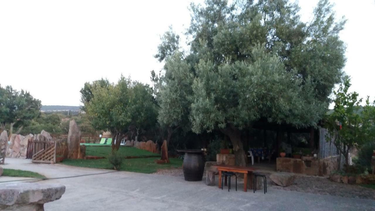 Agriturismo Sa E Padedda Mores Εξωτερικό φωτογραφία